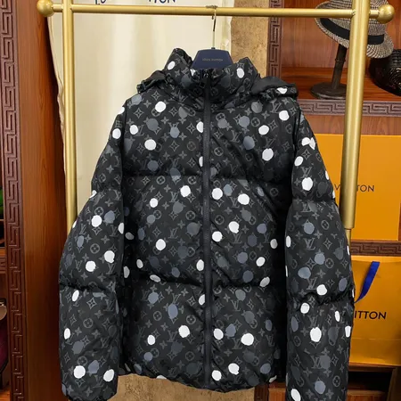 ルイヴィトンx草間彌生 ダウンジャケット