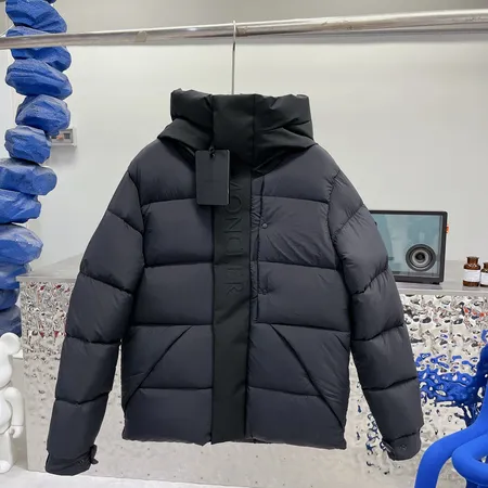 モンクレール Moncler Couyere ダウンジャケット