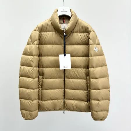 モンクレール Moncler Couyere ダウンジャケット