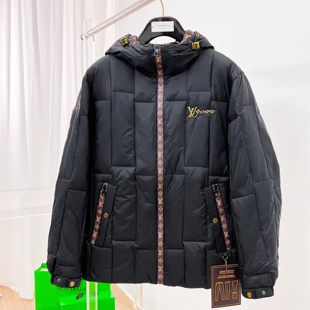 ルイヴィトン ショートダウンジャケット