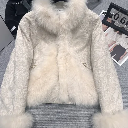 シャネル Chanel ダウンジャケット