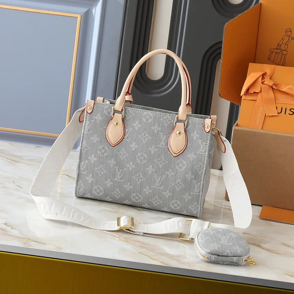 Louis Vuitton Onthego ミディアムトートバッグ