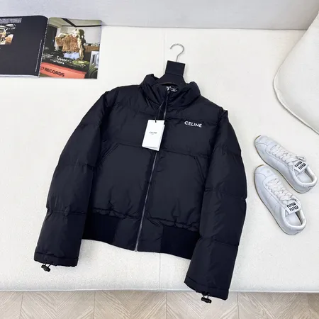 セリーヌ Celine ダウンジャケット