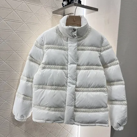 シャネル Chanel ダウンジャケット