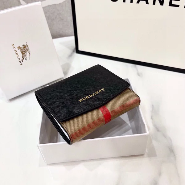 バーバリー 折りたたみ財布