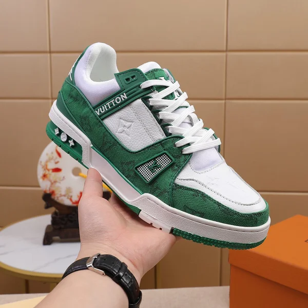 ルイヴィトン トレイナー ライン スニーカー