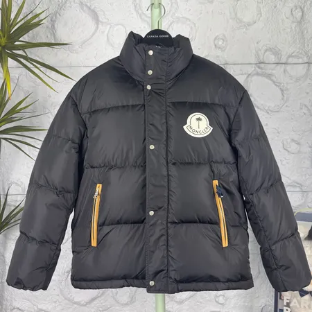 モンクレール Moncler Couyere ダウンジャケット