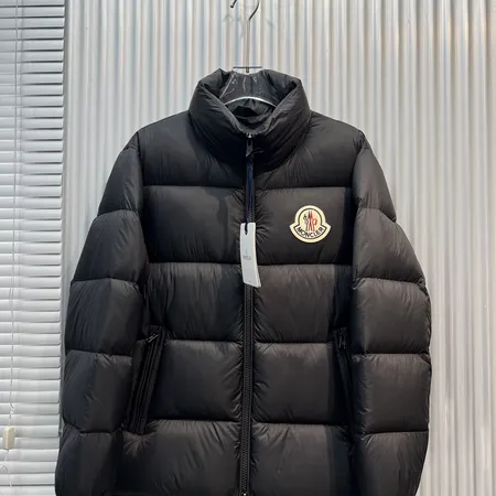 モンクレール Moncler Couyere ダウンジャケット
