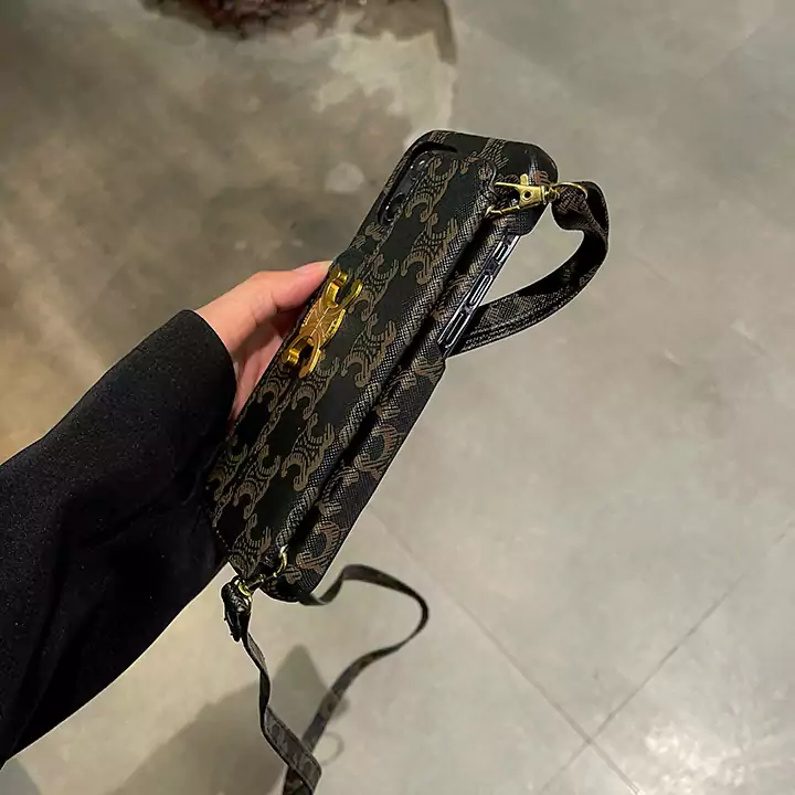 公式サイトと同じ アイフォン カバー  celine