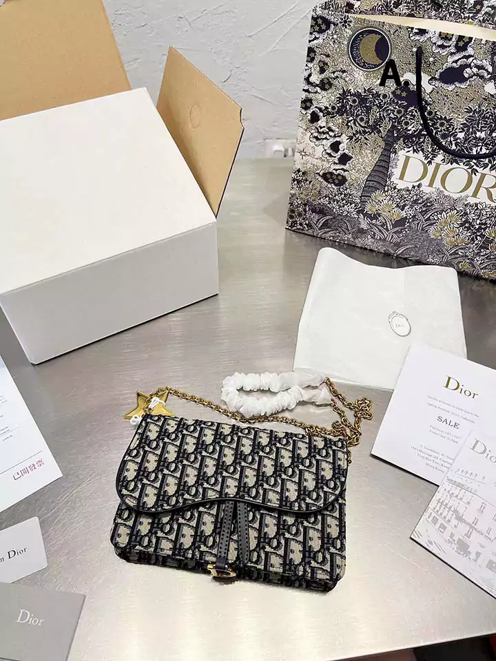 綺麗 ディオール サドル バッグ ショルダーバッグ クロスボディ ブランド柄 高品質 Dior クロスボディ& ショルダーバッグ クラッチバッグ ファスナーポケット 新発売