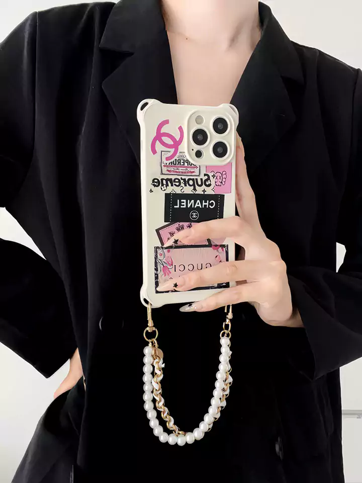 ブランド gucci chanel iphone 16 16 pro max 15 14 携帯 ケース シャネル ケース グッチ スマホケース シリコン 薄型 チェーン 付き 