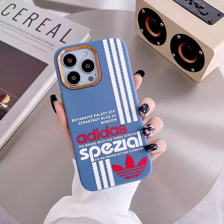 アイフォーン 15 adidas風 スマホケース 公式サイトと同じ