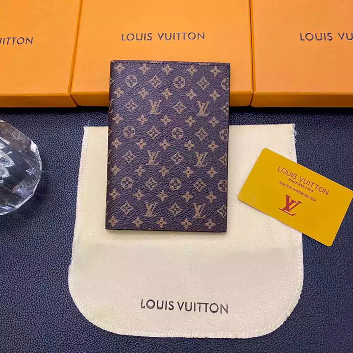 Gucci財布付き