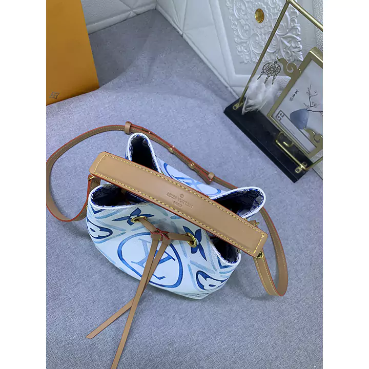 レデイーストートバッグ ネオノエ