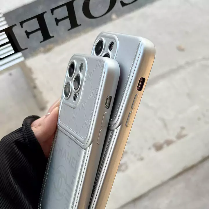 シャネル iphone15ケース シルバー