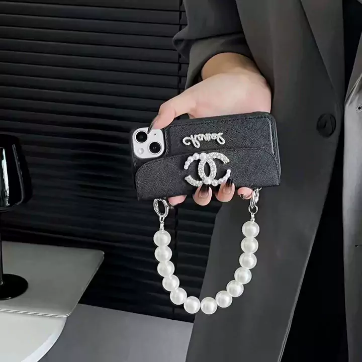 シャネル iphone ケース 16 15 chanel 携帯 ケース ブランド チェーン 付き 可愛い 流行り 女性 20 代 30 代 新しい 人気 ファッション 耐衝撃 