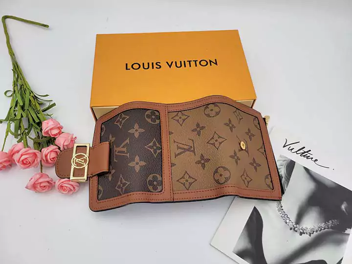 LV 二つ折り財布