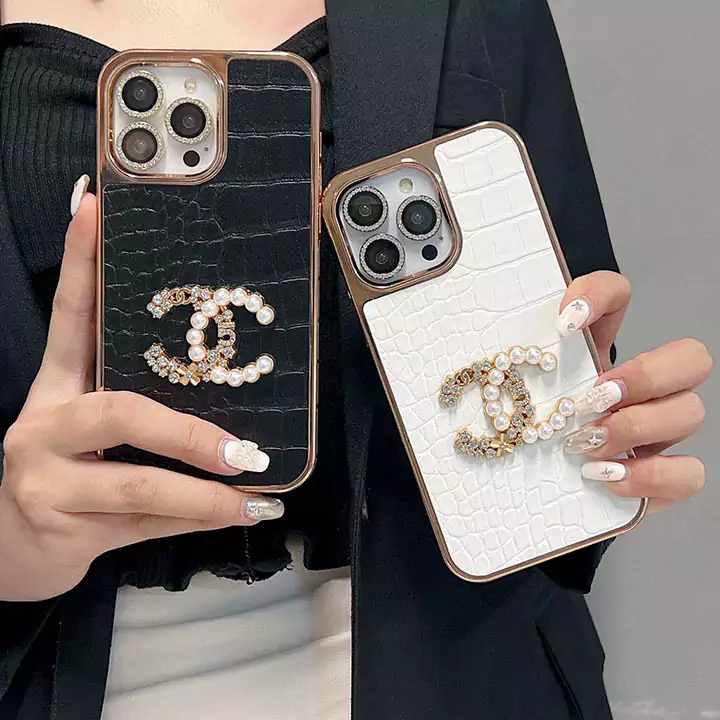 chanel iphone15 pro maxケースワニ柄