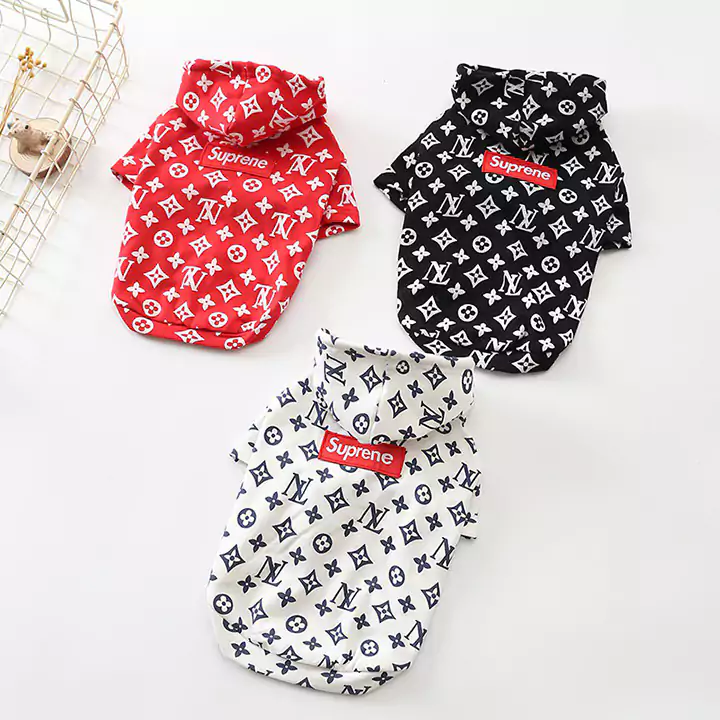 シュプリーム ルイヴィトンコラボ 犬の服 パーカー SUPREME LV タンクトップ 洋服 袖無し 小型犬 中型犬 ブランド 英字柄 犬の服 パロディ