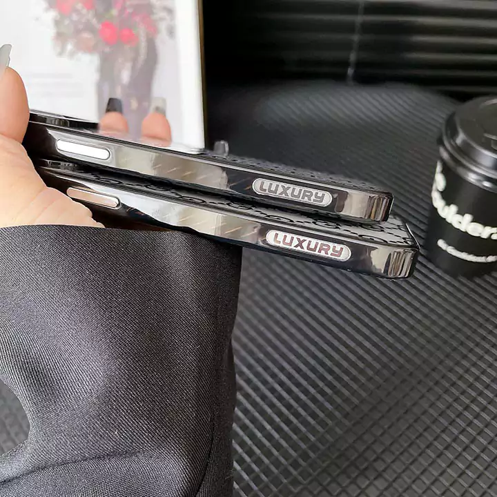 グッチ iphone 16 16 plus 16 pro 16 pro max スマホケース ブランド gucci 携帯 ケース シリコン tpu 薄型 透明 人気 最新 流行り カバー 
