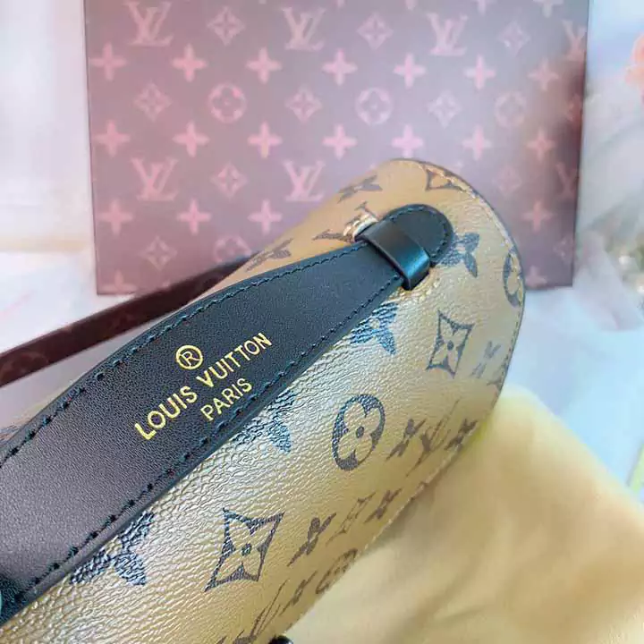 LV モノグラム 郵便配達バッグ