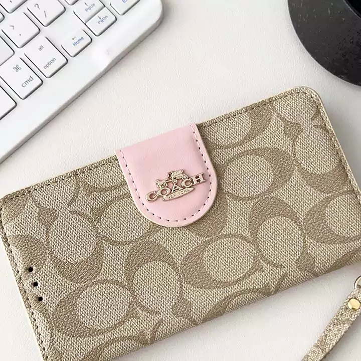 コーチアイフォーン15スマホケース手帳 型