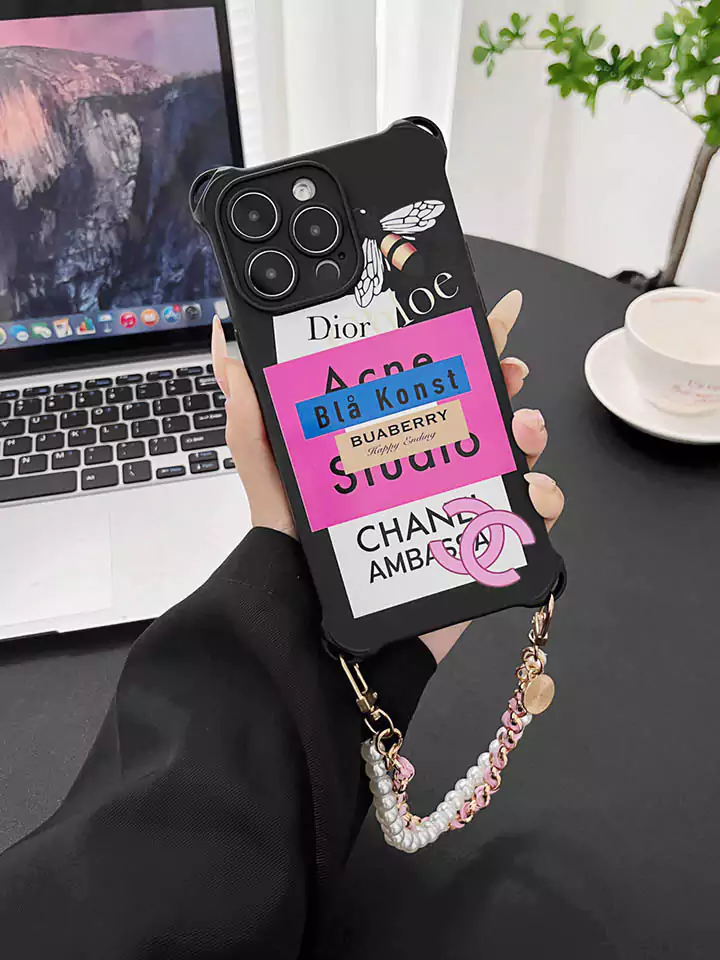 ブランド gucci chanel iphone 16 16 pro max 15 14 携帯 ケース シャネル ケース グッチ スマホケース シリコン 薄型 チェーン 付き 