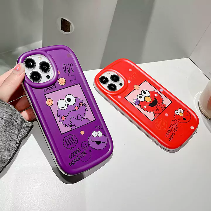 流行り iPhone 14 plus kaws 携帯ケース