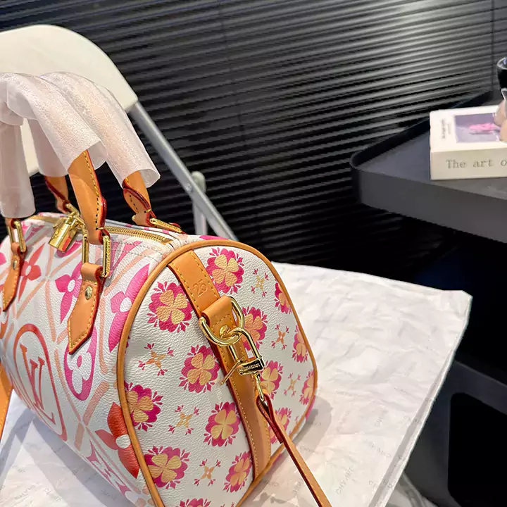 ブランドルイヴィトン バッグ