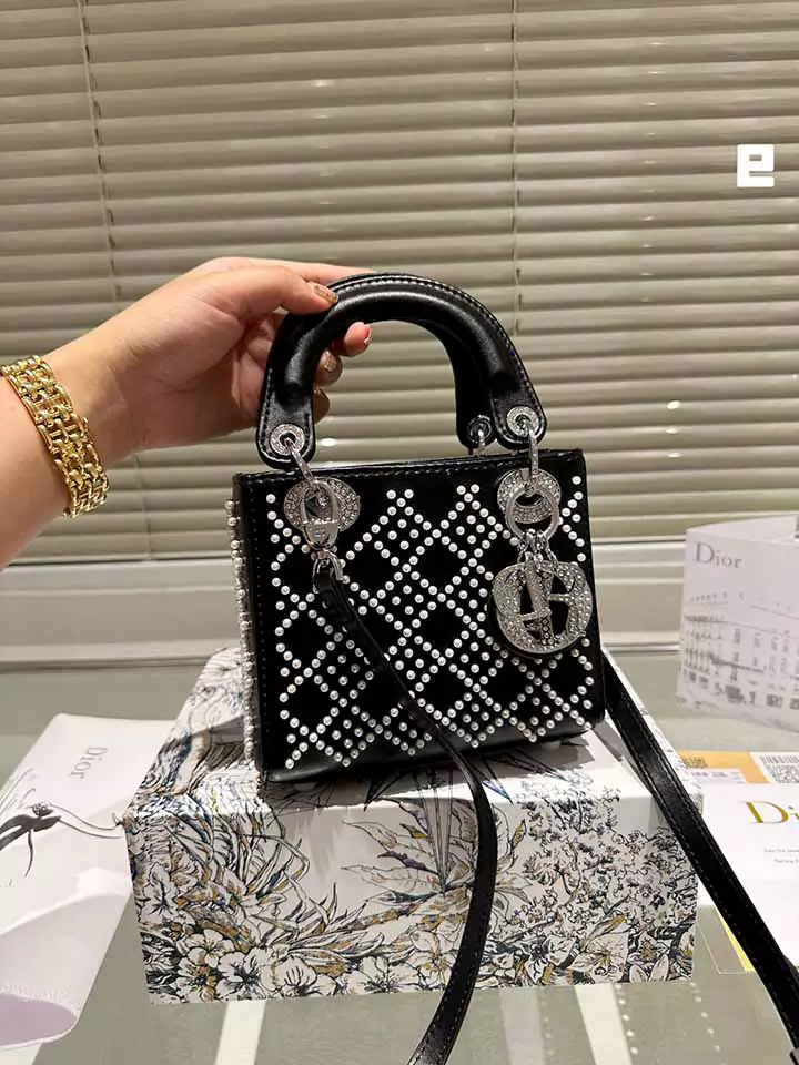 ディオール 黛妃バッグ