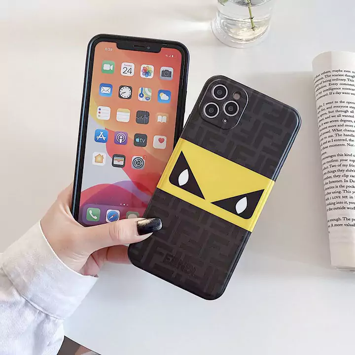 フェンディiphone 11proジャケットケース