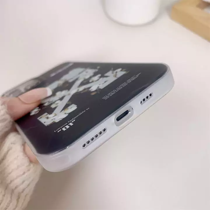ブランド オフホワイト iPhone8 plus カバー