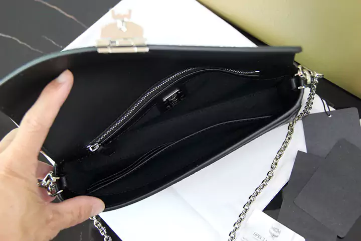 MCM バッグ 人気