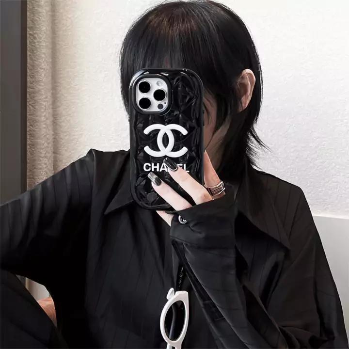 chanel iphone15ケースタンド機能