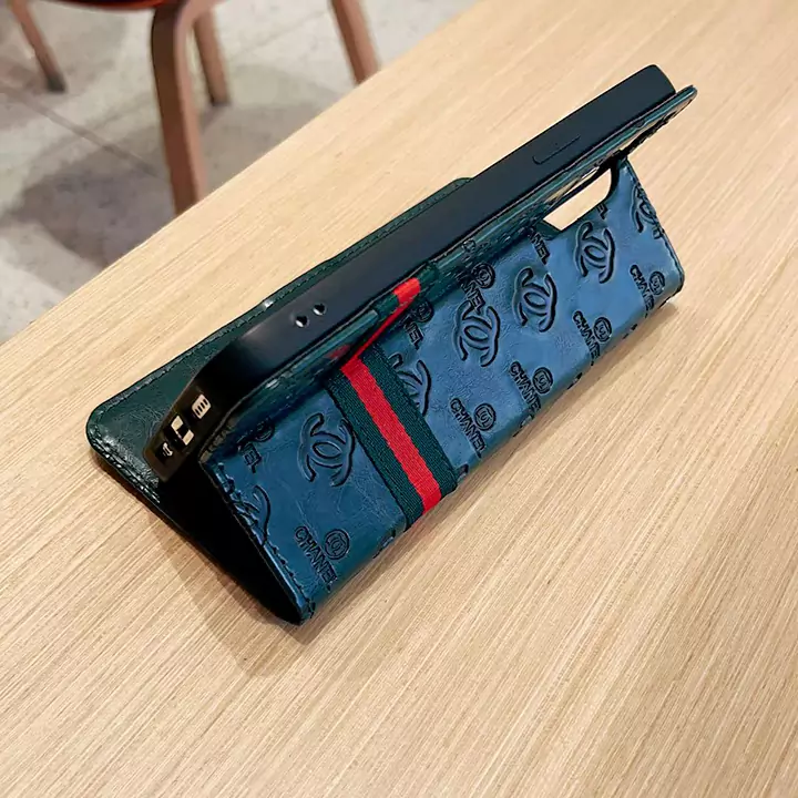 ハイブランド シャネル iphone 16 15 ケース ブランド chanel 16 plus 16 pro max celine セリーヌ 携帯 ケース 革 手帳型 財布 付き 新作 大人 激安 通販 