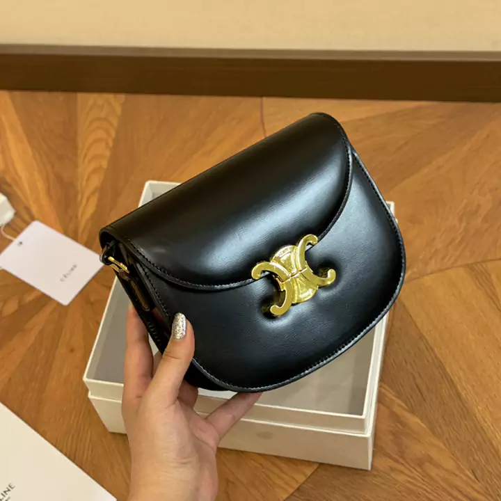セリーヌ  ウォレットバッグ レディース