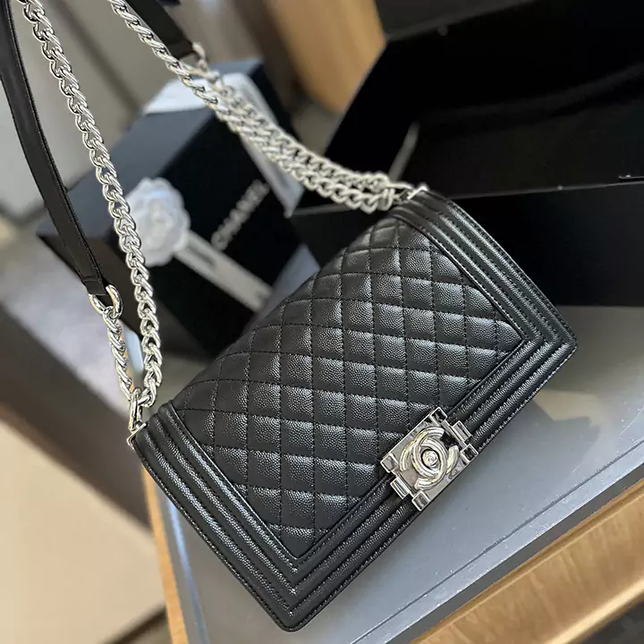 ブランドCHANEL Leboy ショルダーバッグ