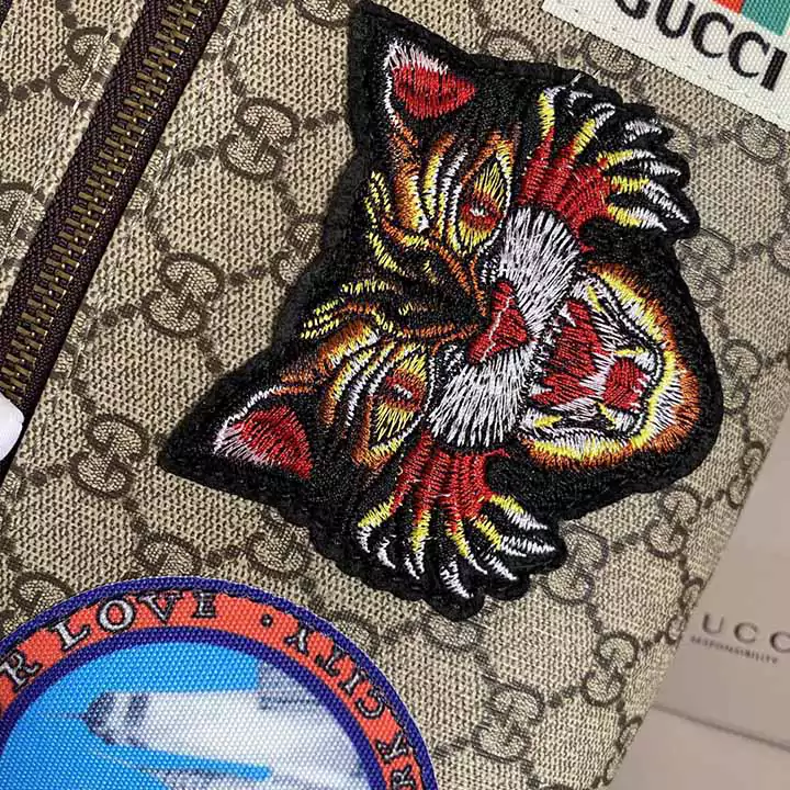 ハイブランド グッチ おしゃれ 流行り 女性 gucci 風 個性的 