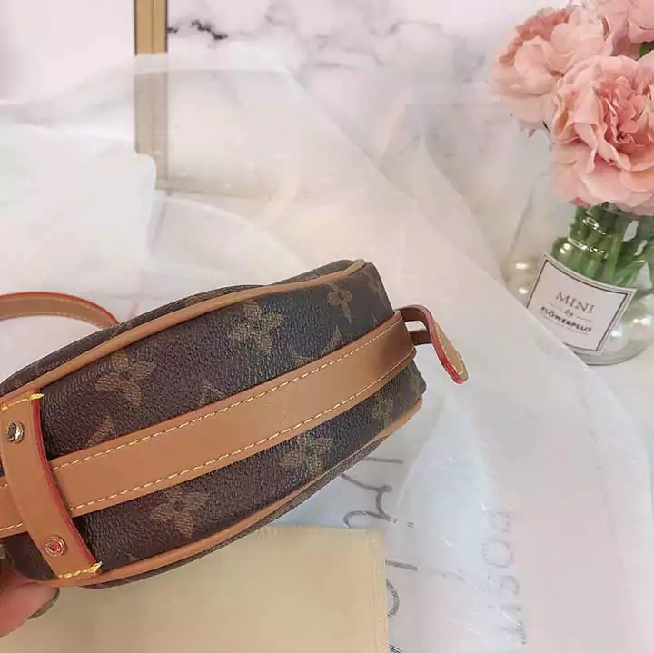 モノグラム ヴィトンミニバッグ