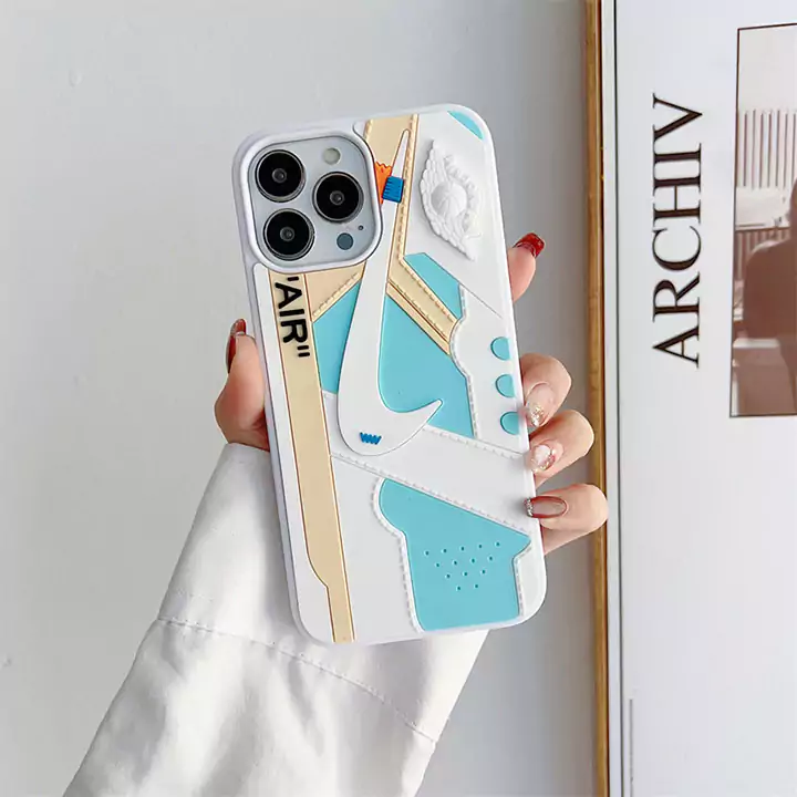 ブランド iPhone 16promax ケース、送料無料、おしゃれな靴型、Nike アイフォン 15/15Pro/15Promax ケース、低価格のクールな 3D iPhone 14/13/12 保護ケース