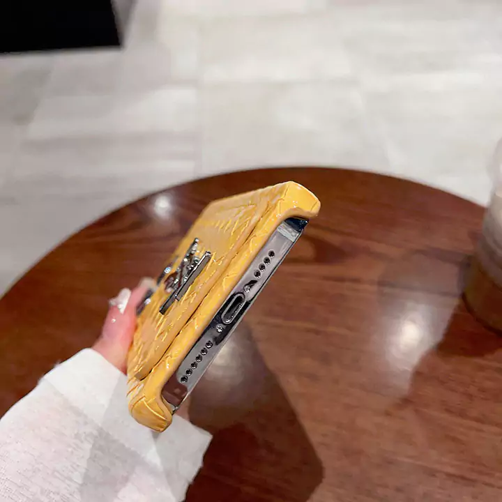YSL iphone15 proレザー ケース