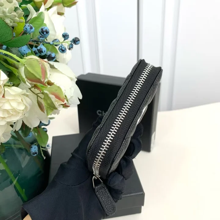 シャネル ファスナー ミニ財布