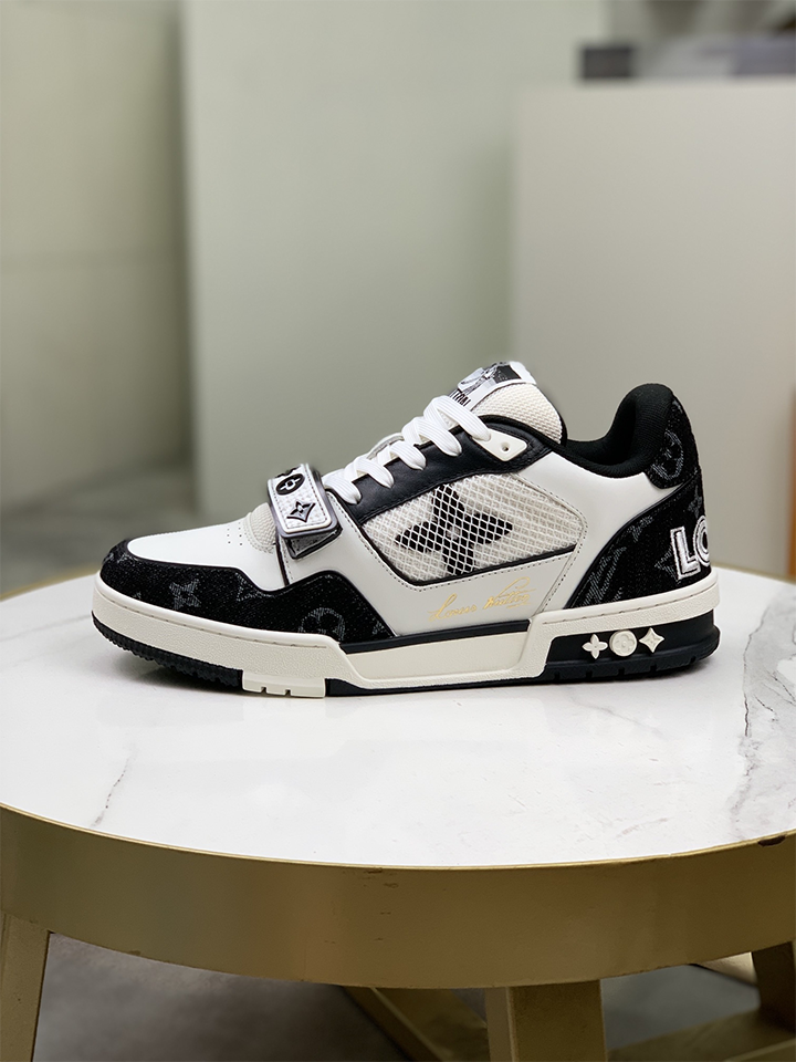 ルイヴィトン 靴 メンズ