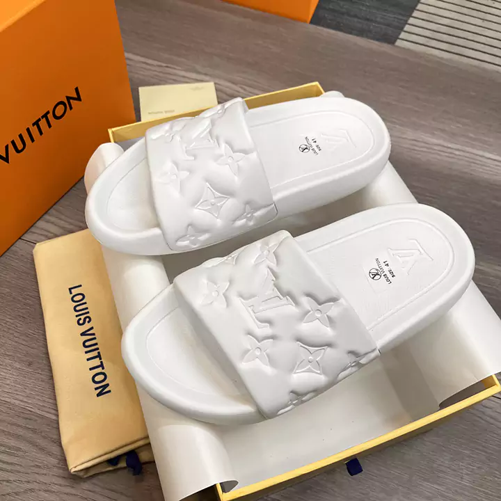 カップルに人気 ルイヴィトン べナッシ モノグラム サンダル ブラック ホワイト お洒落 LV スリッパ 高品質 ゴム