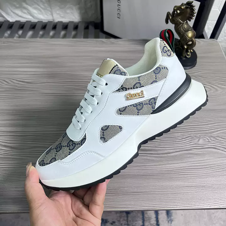 芸能人 GUCCI エーススニーカー GGスプリーム グッチ 高品質 カジュアル シューズ 靴 大人 オシャレ