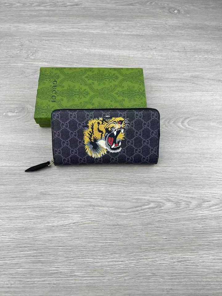 GUCCI グッチ ラウンドファスナー 長財布 GGスプリーム タイガー 虎 PVCレザー ブラック カーキベージュ 小銭入れ メンズ レディース ブランド長財布コピー 激安 日本通販店