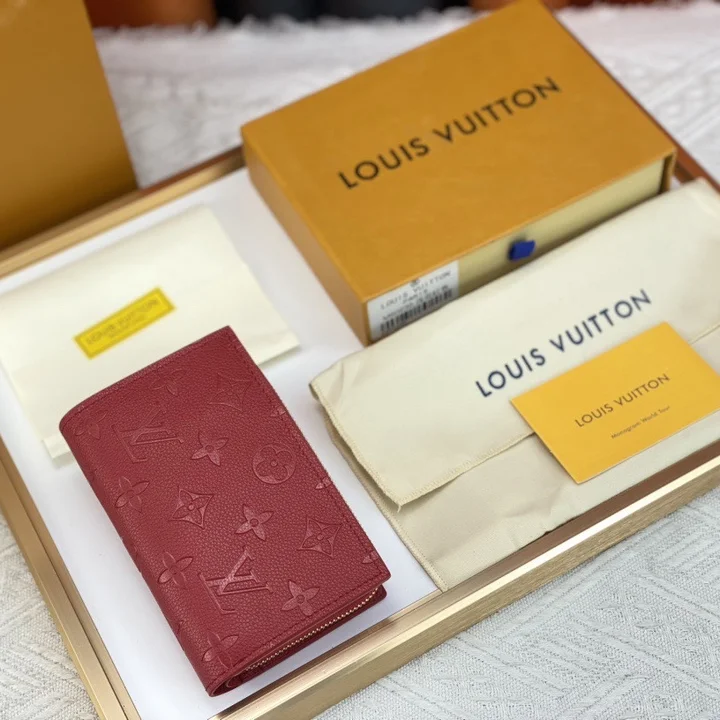 ハイブランドルイヴィトン エンボス加工 ファッション LV 財布 多機能 ミニ財布 レッド  M60235 スーパーコピー