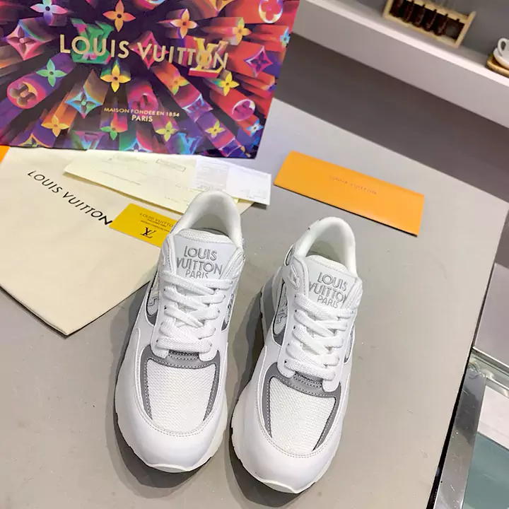 ハイブランド ルイヴィトン ランアウェイ スニーカー 革 流行り LOUIS VUITTON 人気 ロートップ スニーカー 2024秋冬 新作