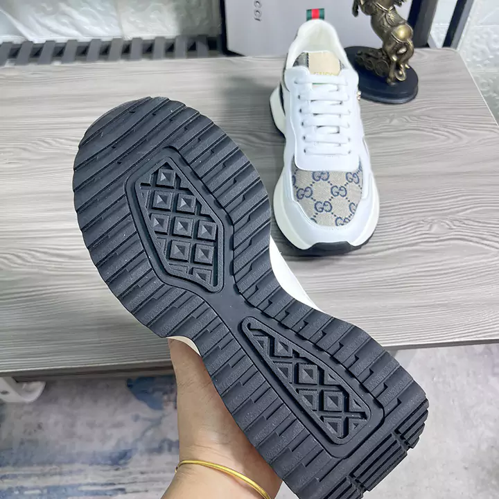 芸能人 GUCCI エーススニーカー GGスプリーム グッチ 高品質 カジュアル シューズ 靴 大人 オシャレ