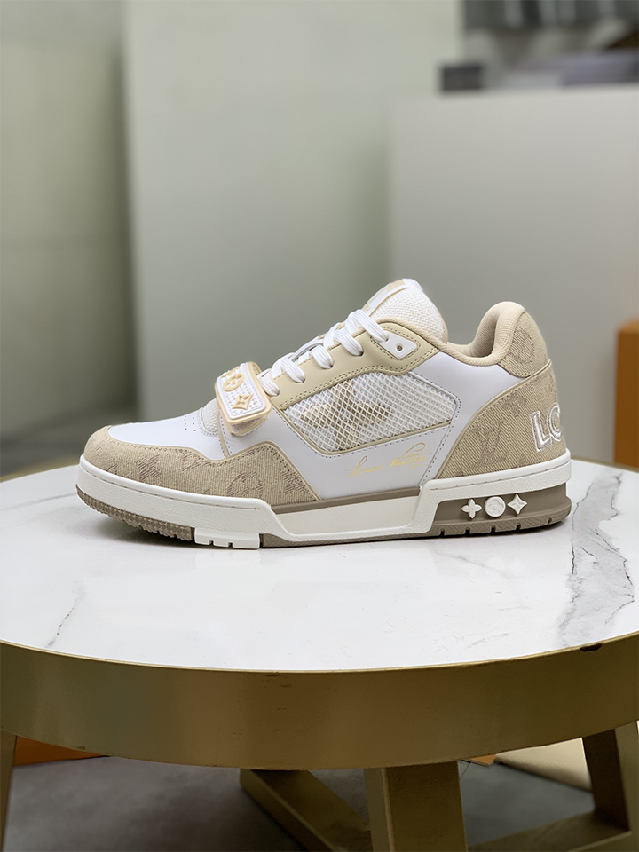 LV スニーカー レデイース